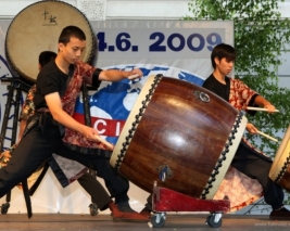2009